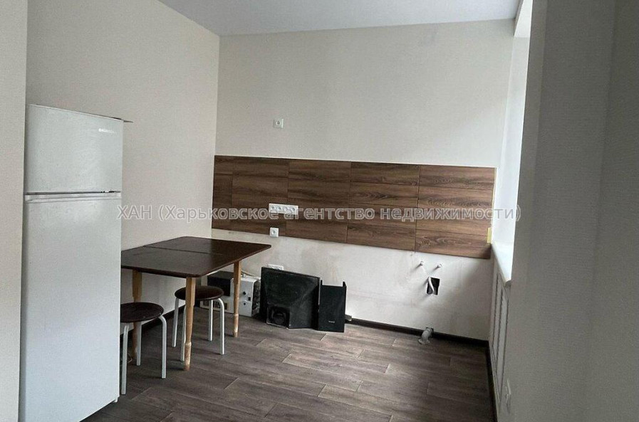 Продам квартиру, Фанинский пер. , 3  ком., 75 м², капитальный ремонт 