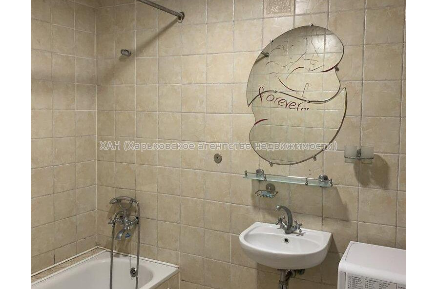 Продам квартиру, Фанинский пер. , 3  ком., 75 м², капитальный ремонт 