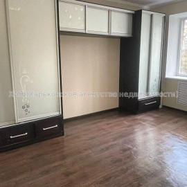 Продам квартиру, Фанинский пер. , 3  ком., 75 м², капитальный ремонт
