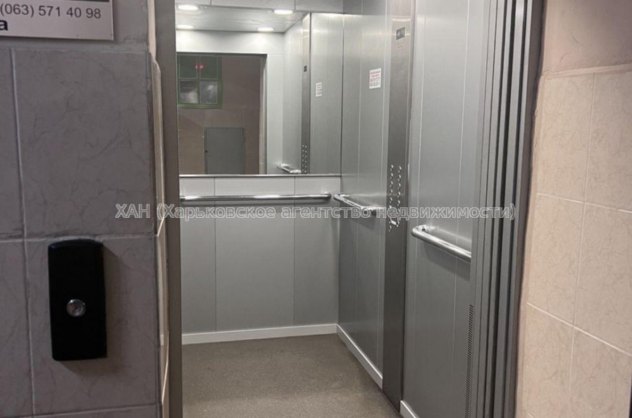 Продам квартиру, Мирная ул. , 1 кім., 42 м², евроремонт 