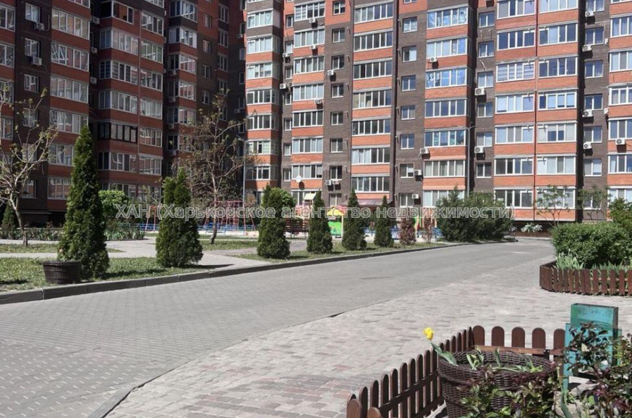 Продам квартиру, Мирная ул. , 1 кім., 42 м², евроремонт 