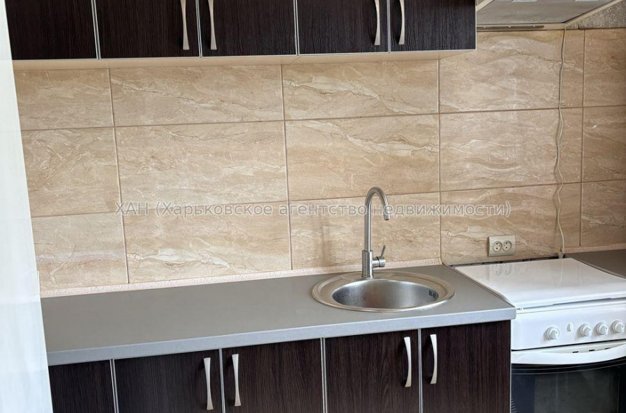 Продам квартиру, Мирная ул. , 1 кім., 42 м², евроремонт 