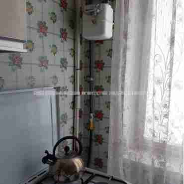 Продам квартиру, Валентиновская ул. , 1  ком., 33 м², косметический ремонт 