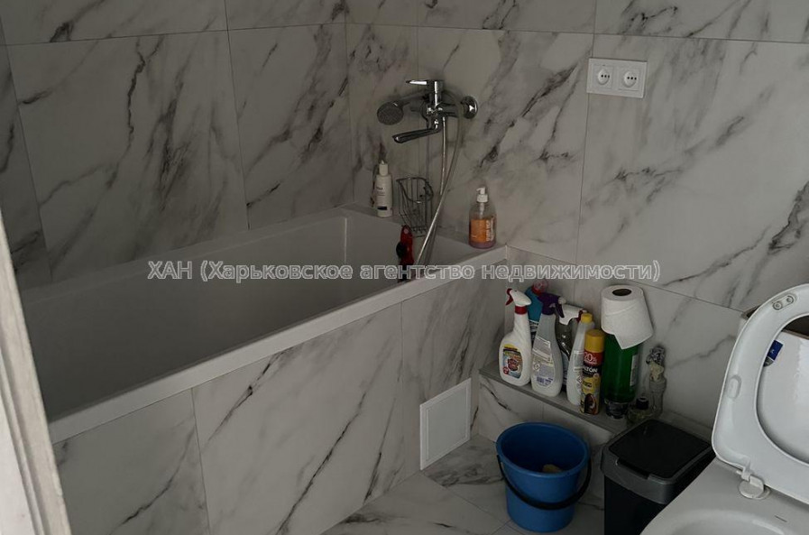 Продам квартиру, Непокоренных ул. , 2  ком., 45 м², капитальный ремонт 