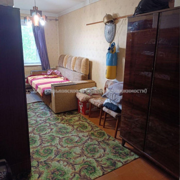 Продам квартиру, Непокоренных ул. , 2 кім., 45 м², косметический ремонт 