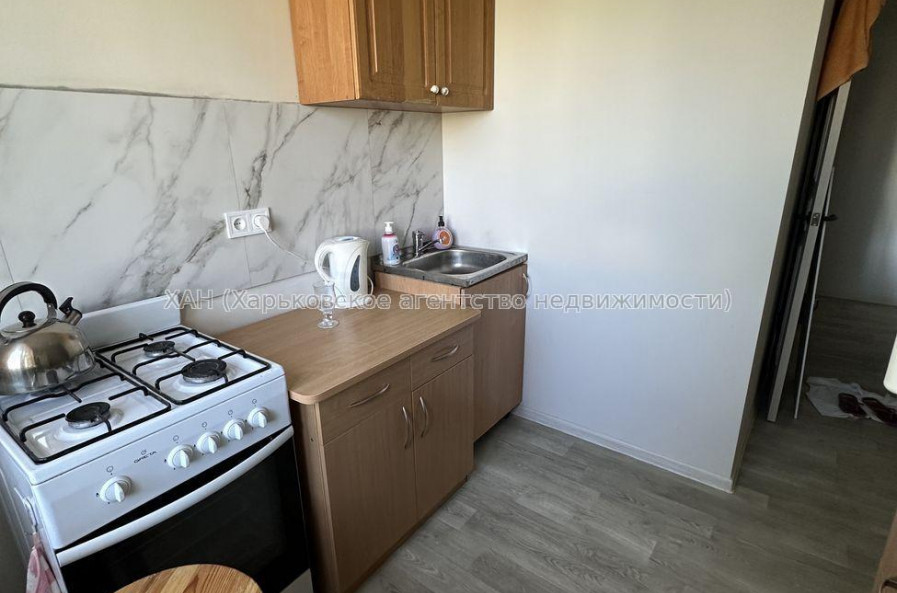 Продам квартиру, Непокоренных ул. , 2  ком., 45 м², капитальный ремонт 