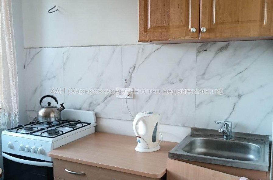Продам квартиру, Непокоренных ул. , 2 кім., 45 м², капитальный ремонт 