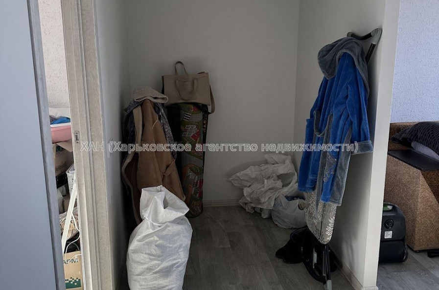 Продам квартиру, Непокоренных ул. , 2  ком., 45 м², капитальный ремонт 