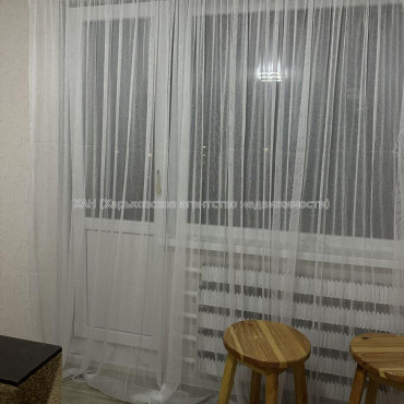 Продам квартиру, Непокоренных ул. , 2  ком., 45 м², капитальный ремонт 