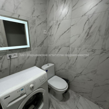 Продам квартиру, Непокоренных ул. , 2  ком., 45 м², капитальный ремонт 