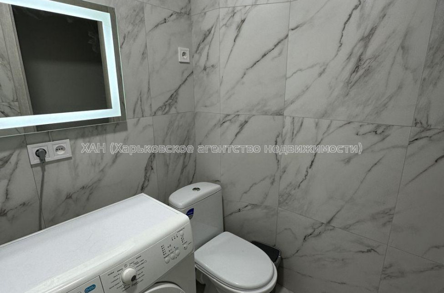 Продам квартиру, Непокоренных ул. , 2  ком., 45 м², капитальный ремонт 