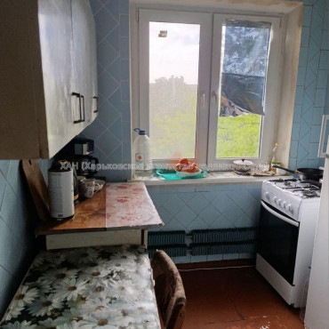 Продам квартиру, Непокоренных ул. , 2 кім., 45 м², косметический ремонт 