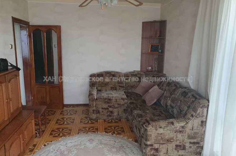 Продам квартиру, 2  ком., 51.60 м², косметический ремонт 