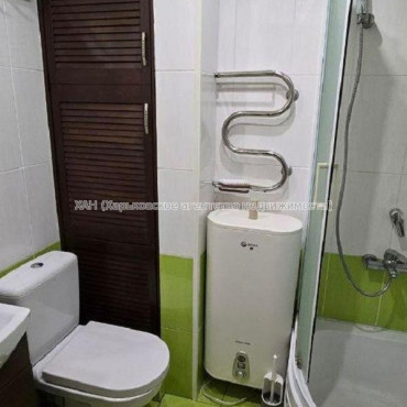 Продам квартиру, Академика Павлова ул. , 2 кім., 46 м², частичный ремонт 