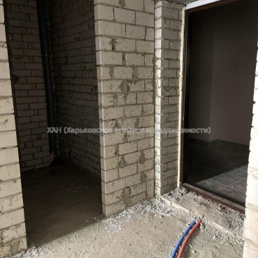 Продам квартиру, Борткевича ул. , 1 кім., 37 м², без внутренних работ 