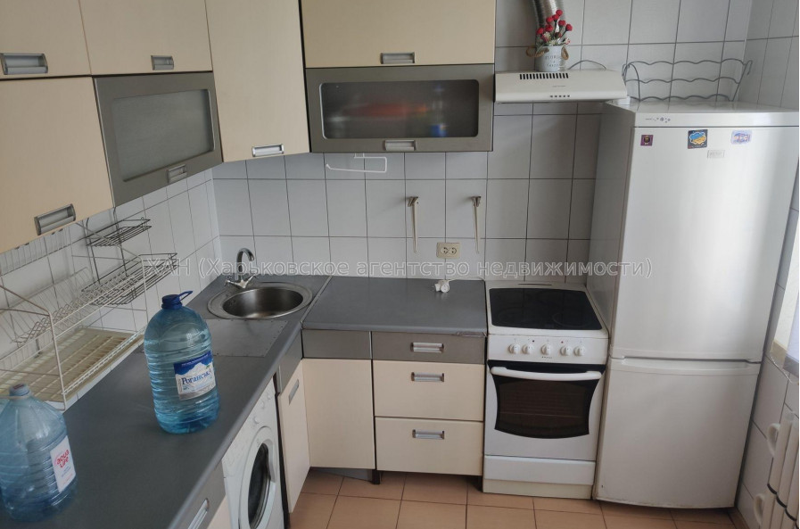 Сдам квартиру, Людвига Свободы просп. , 2  ком., 52 м², евроремонт 