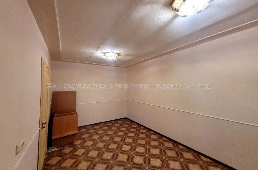 Продам квартиру, 23 Августа ул. , 1  ком., 31 м², косметический ремонт 