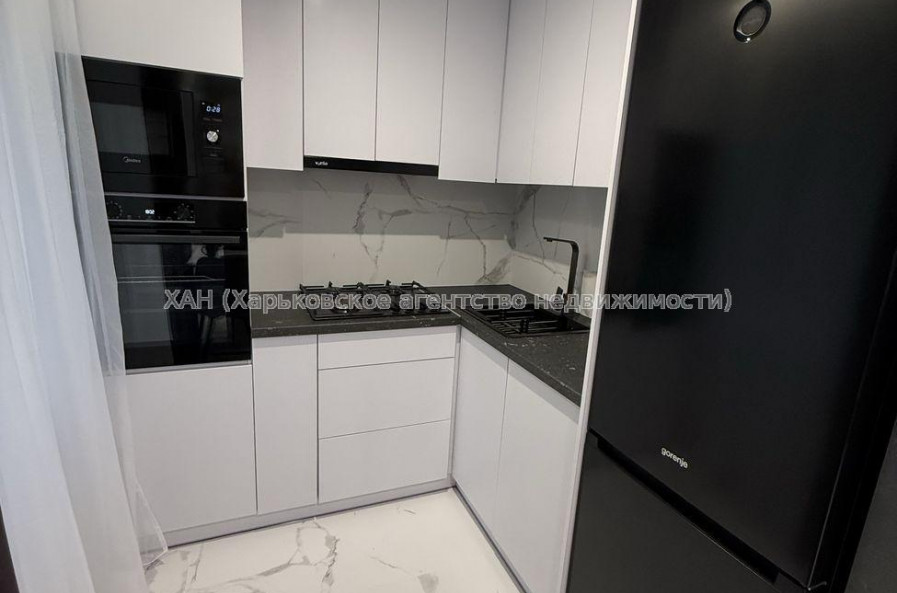 Продам квартиру, Науки просп. , 1  ком., 30 м², авторский дизайн 