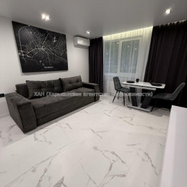 Продам квартиру, Науки просп. , 1  ком., 30 м², авторский дизайн