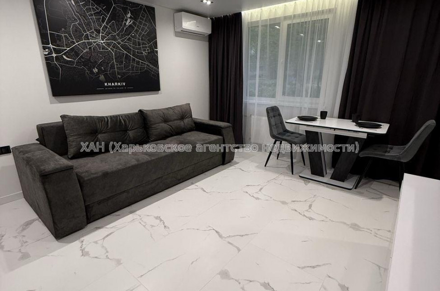 Продам квартиру, Науки просп. , 1  ком., 30 м², авторский дизайн 