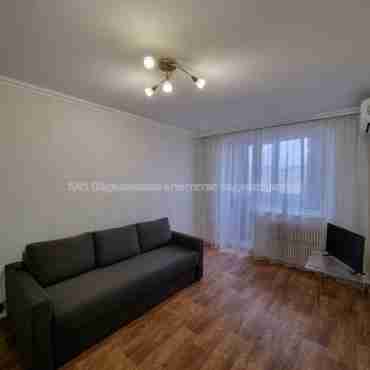 Продам квартиру, Большая Кольцевая ул. , 1 кім., 38 м², евроремонт 