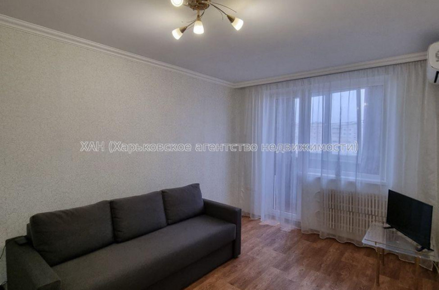 Продам квартиру, Большая Кольцевая ул. , 1 кім., 38 м², евроремонт 