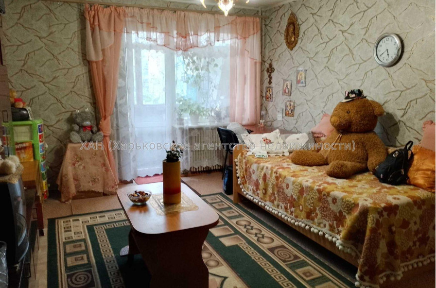 Продам квартиру, Евгения Храпка ул. , 1 кім., 38.50 м², косметический ремонт 
