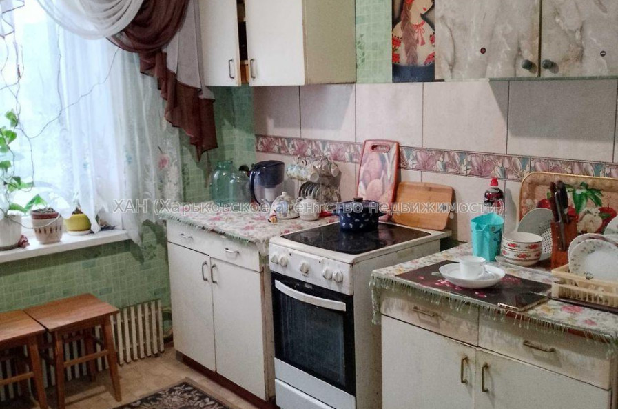 Продам квартиру, Евгения Храпка ул. , 1 кім., 38.50 м², косметический ремонт 