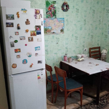 Продам квартиру, Евгения Храпка ул. , 1  ком., 38.50 м², косметический ремонт 