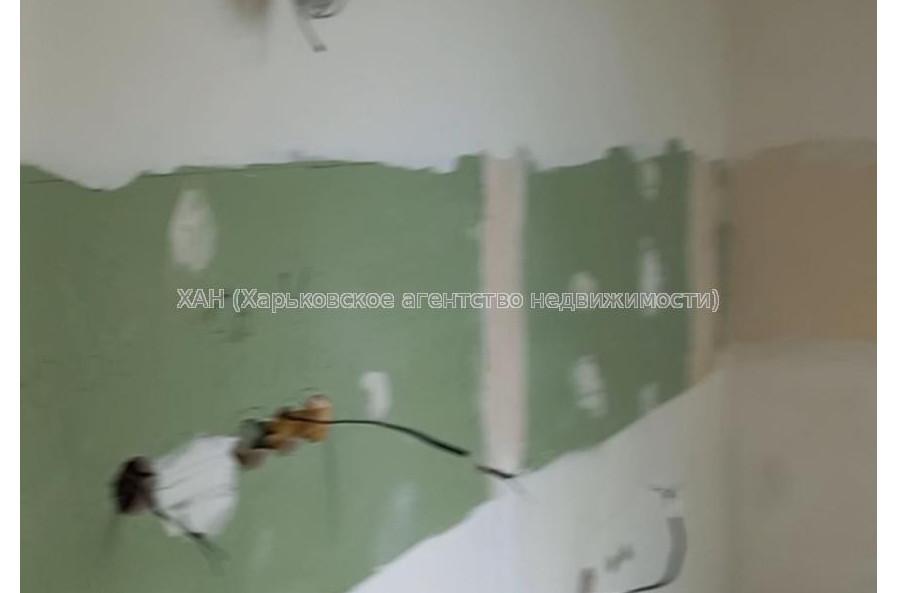 Продам квартиру, Ахсарова Энвера ул. , 3 кім., 67.30 м², без отделочных работ 