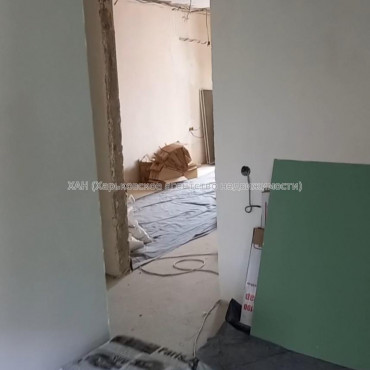 Продам квартиру, Ахсарова Энвера ул. , 3  ком., 67.30 м², без отделочных работ 