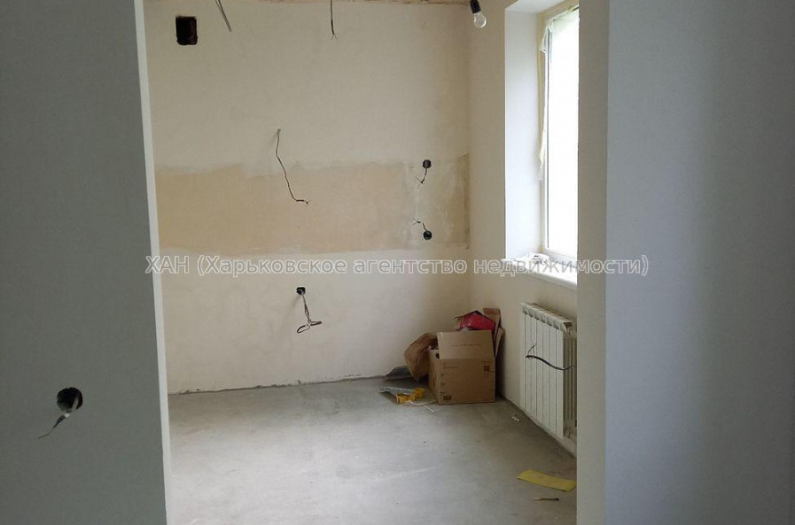 Продам квартиру, Ахсарова Энвера ул. , 3 кім., 67.30 м², без отделочных работ 