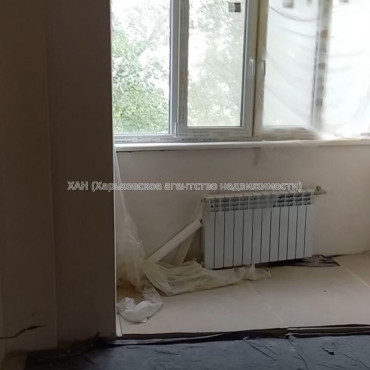 Продам квартиру, Ахсарова Энвера ул. , 3  ком., 67.30 м², без отделочных работ 