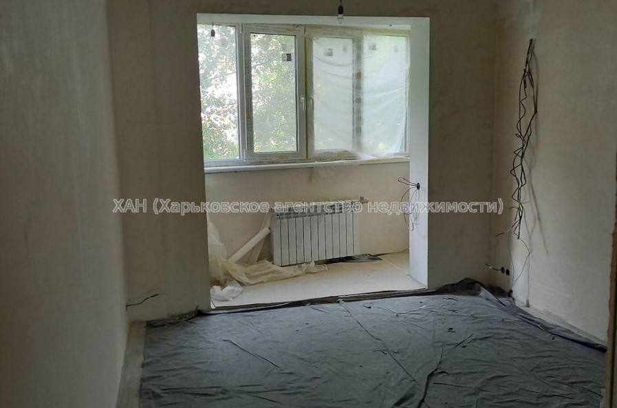 Продам квартиру, Ахсарова Энвера ул. , 3 кім., 67.30 м², без отделочных работ 