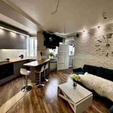 Продам квартиру, Качановская ул. , 1  ком., 71 м², авторский дизайн 