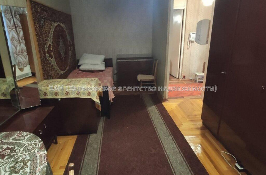 Продам квартиру, Зерновой пер. , 2  ком., 55 м², советский ремонт 