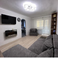 Продам квартиру, Защитников Неба ул. , 3  ком., 57.50 м², капитальный ремонт 