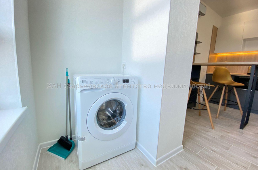 Продам квартиру, Большая Панасовская ул. , 1 кім., 21 м², авторский дизайн 