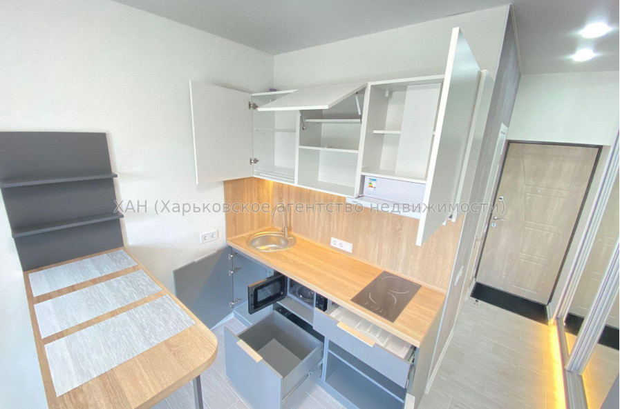 Продам квартиру, Большая Панасовская ул. , 1 кім., 21 м², авторский дизайн 
