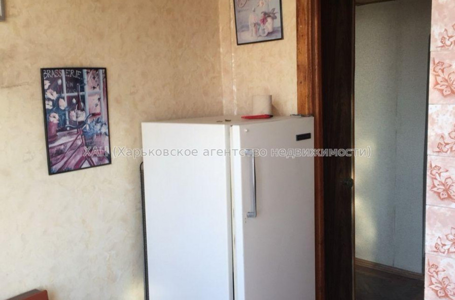 Продам квартиру, Большая Кольцевая ул. , 2 кім., 46 м², косметический ремонт 