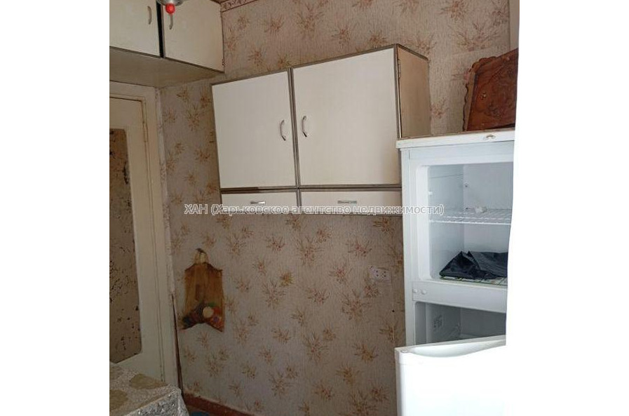 Продам квартиру, Астрономическая ул. , 2 кім., 45 м², советский ремонт 