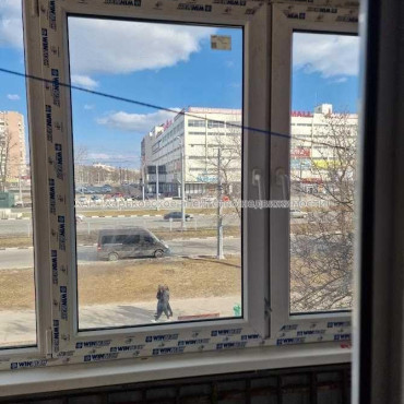 Продам квартиру, Аэрокосмический пр. , 2  ком., 45.10 м², советский ремонт 