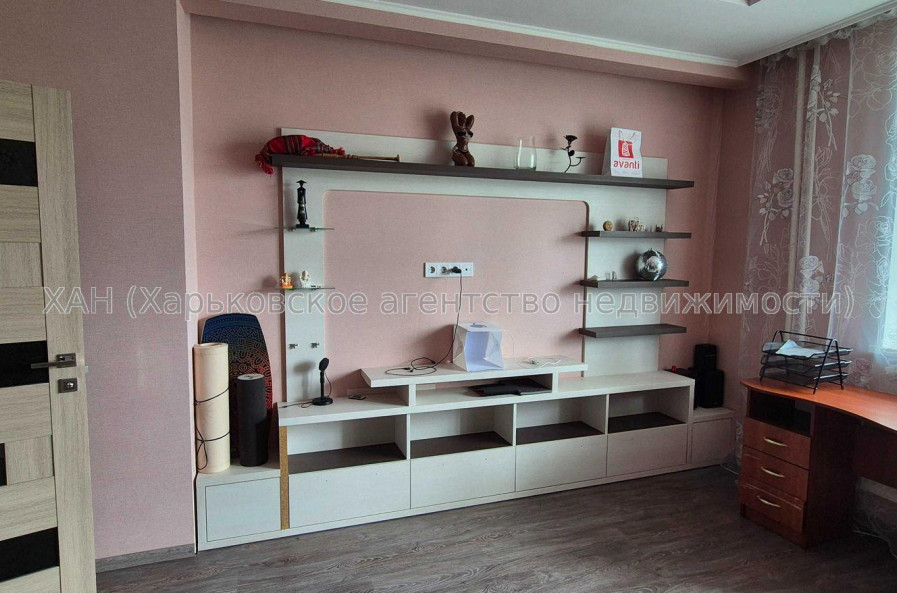 Продам квартиру, Зубарева Александра ул. , 2 кім., 55 м², евроремонт 