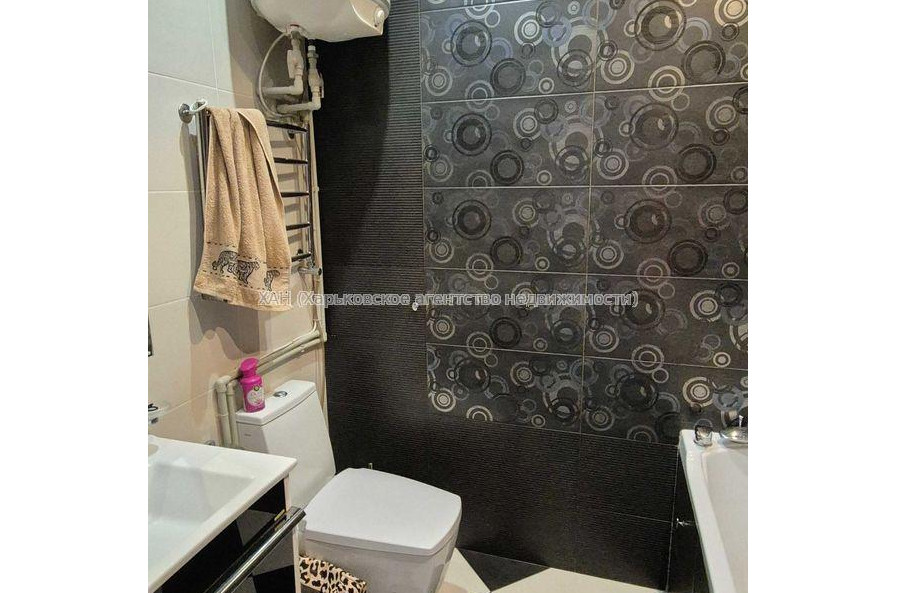 Продам квартиру, Зубарева Александра ул. , 2 кім., 55 м², евроремонт 