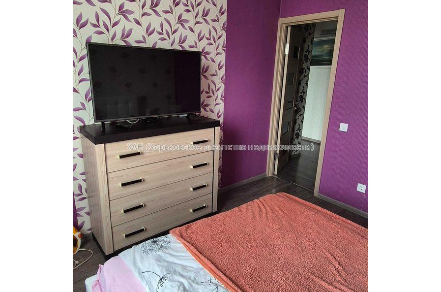 Продам квартиру, Зубарева Александра ул. , 2 кім., 55 м², евроремонт 