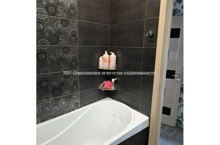 Продам квартиру, Зубарева Александра ул. , 2 кім., 55 м², евроремонт 