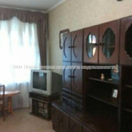 Продам квартиру, Резниковский пер. , 2  ком., 46 м², косметический ремонт