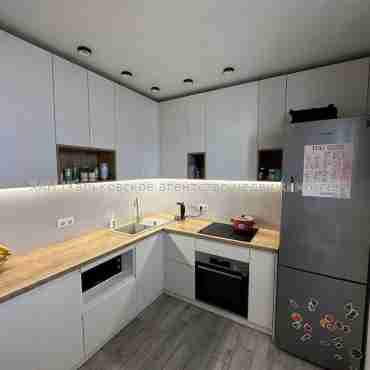 Продам квартиру, Мира ул. , 2 кім., 58 м², евроремонт 