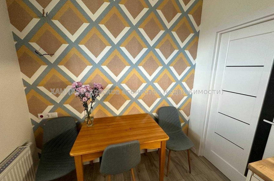 Продам квартиру, Мира ул. , 2 кім., 58 м², евроремонт 