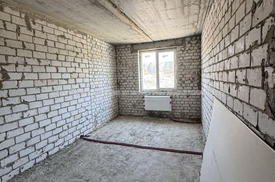 Продам квартиру, Полтавский Шлях ул. , 2  ком., 60.70 м², без внутренних работ 